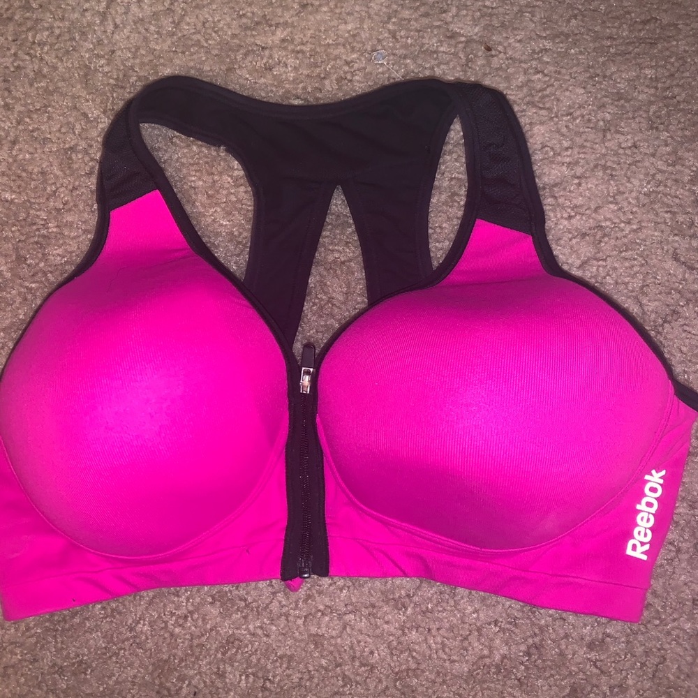 Sports bra